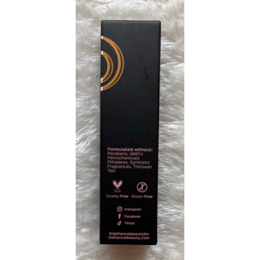 NIB DEFIANCE BEAUTY by Nechami Luminous Liquid Lipstick in Iconic, 4.3 ml